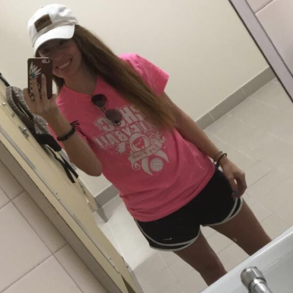 Meet your Posher, Alyssa